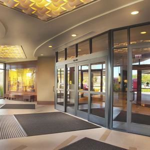 commercial door specialist Long Beach