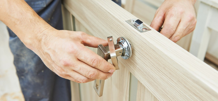 interior door repair Long Beach